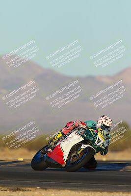 media/Dec-07-2024-CVMA (Sat) [[21c5f1ef85]]/Race 13-Amateur Supersport Middleweight/